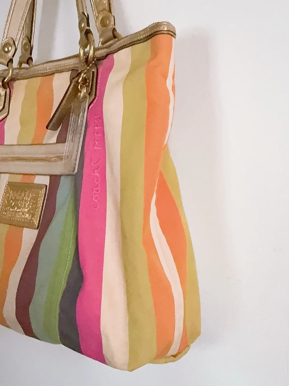 Authentic Coach Poppy Legacy Multicolor Stripes Tote Sequin & Gold Leather - Picture 2 of 12